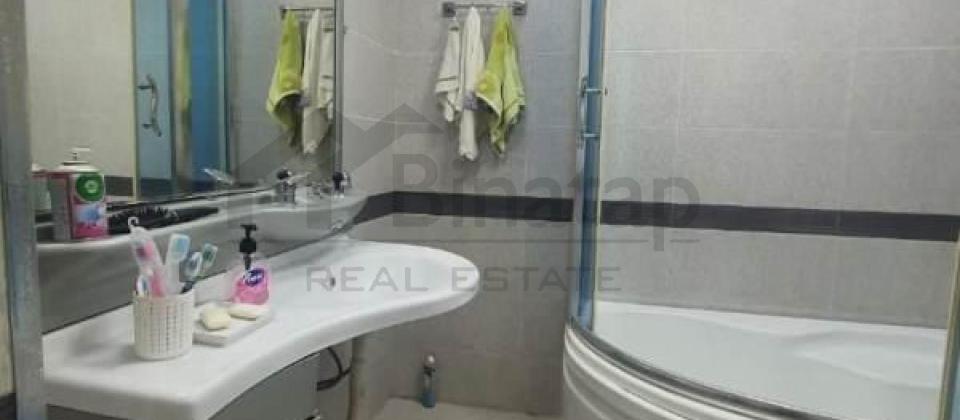 Satilir 3 otaqli menzil/70 kv.m., İnsaatcilar m/s ve Qelebe dairesine yaxindir - 10