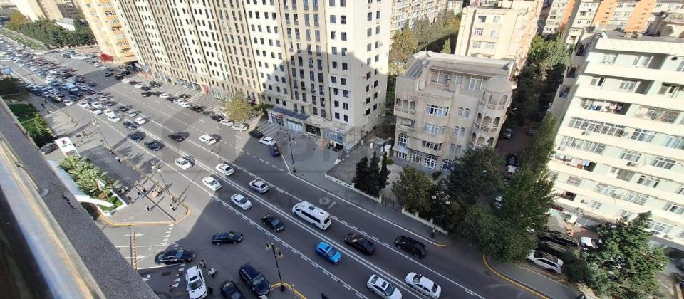Satılır 4 otaqlı yeni tikili 155 m², Gənclik m. - 14