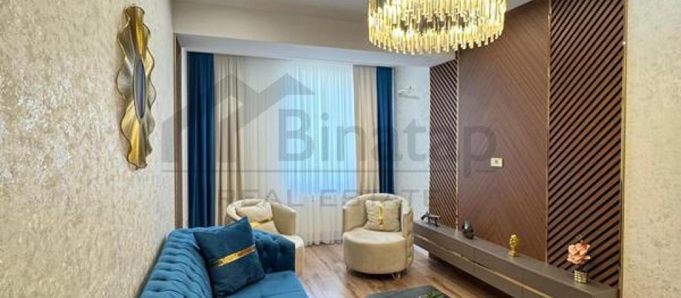 Satilir 4 otaqli menzil/110 kv.m., 7ci mkrn, Dernegul m/s yaninda yerlesir