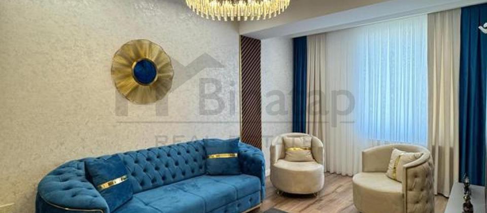 Satilir 4 otaqli menzil/110 kv.m., 7ci mkrn, Dernegul m/s yaninda yerlesir - 2