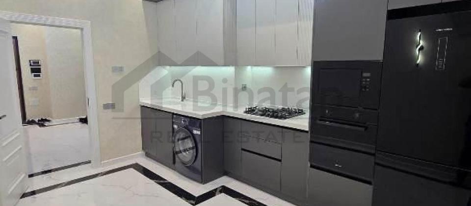 Satilir 2 otaqli menzil/95 kv.m., 28 May m/s yaninda yerlesir - 2