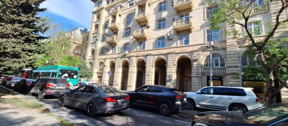 Kirayə verilir 2 otaqlı köhnə tikili 60 m², Koroğlu parkı - 2
