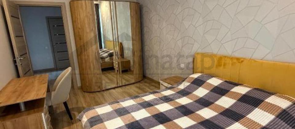 Satilir 4 otaqli menzil/180 kv.m., Grand Hayat Residence, Tbilisi prospekti - 8