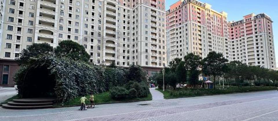 Satilir 3 otaqli menzil/136 kv.m., Renessans Palace, Elmler Akademiyasi m/s yaxindir - 4