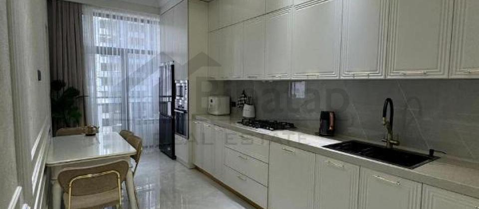 Satilir 4 otaqli menzil/125 kv.m., Zorge, Koala ve Koroglu parklarinin yaninda yerlesir - 10