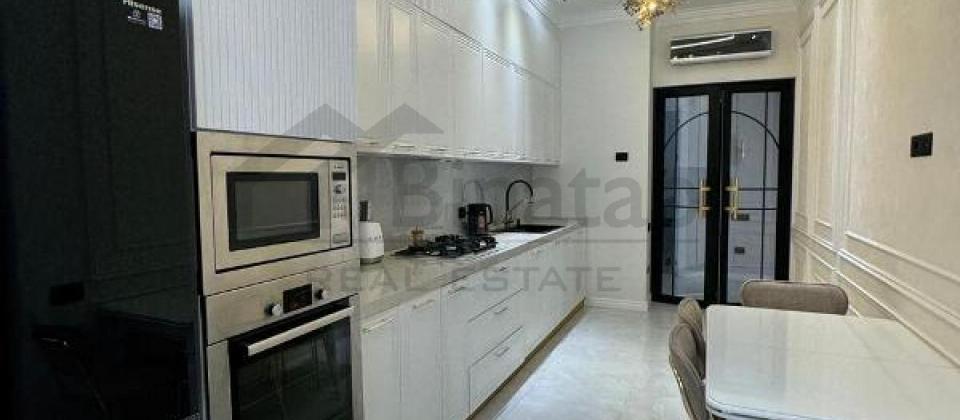 Satilir 4 otaqli menzil/125 kv.m., Zorge, Koala ve Koroglu parklarinin yaninda yerlesir - 11