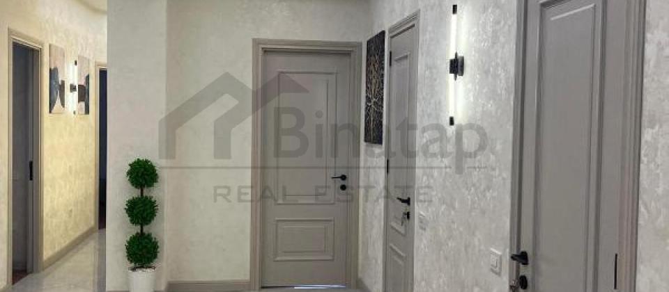 Satilir 4 otaqli menzil/145 kv.m., Yasil Ada usaq bagcasinin yani, 8 Noyabr m/s yaxindir - 12