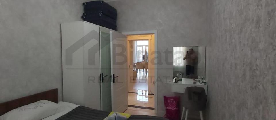 Satılır 2 otaqlı köhnə tikili 65 m², Nizami m. - 6