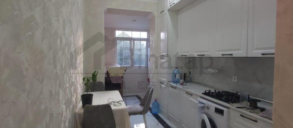 Satılır 2 otaqlı köhnə tikili 65 m², Nizami m. - 7