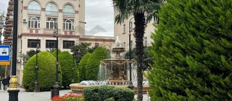 Satılır 2 otaqlı köhnə tikili 65 m², Nizami m. - 14