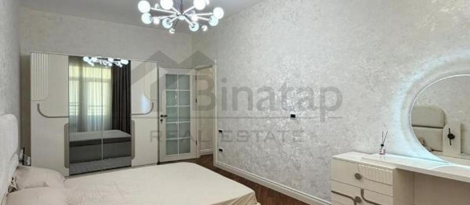 Satilir 4 otaqli menzil/183 kv.m., Elmler Akademiyasi ve BDU'nun yaninda yerlesir - 10