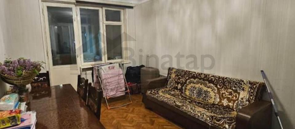 Satilir 2 otaqli menzil/50 kv.m., Nerimanov heykelinin yani, İceriseher m/s yaxindir