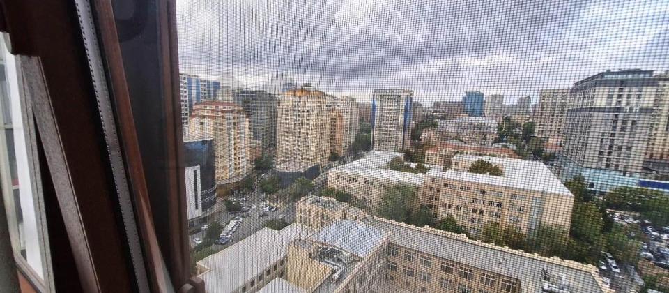 Satılır 3 otaqlı yeni tikili 140 m², 28 May m. - 15