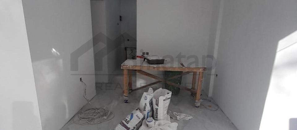 inqilabda 30kv magaza icaresi - 2