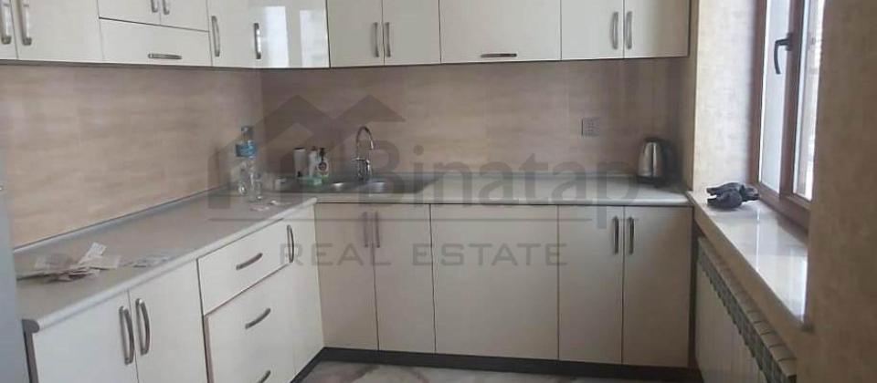 Satılır 1 otaqlı köhnə tikili 40 m², Elmlər Akademiyası m. - 9