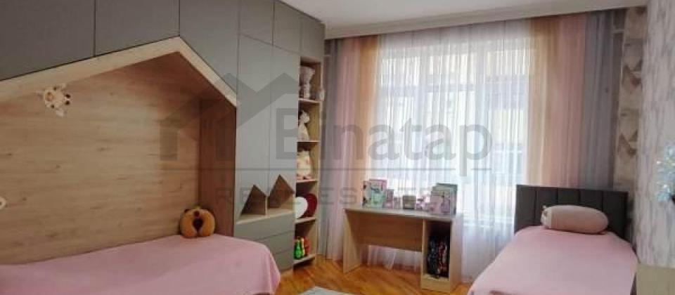 Satilir 3 otaqli menzil/135 kv.m., Yeni Yasamal, Albali usaq bagcasinin yaninda yerlesir - 8