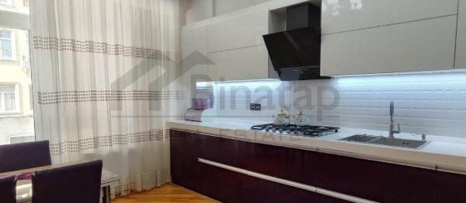 Satilir 3 otaqli menzil/135 kv.m., Yeni Yasamal, Albali usaq bagcasinin yaninda yerlesir - 11