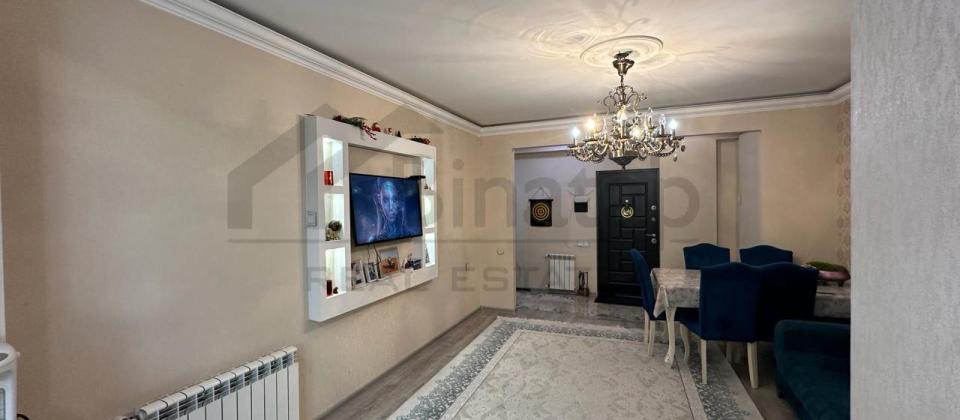Abşeron gənclər şəhərciyində kupçalı,təmirli,əşyalı bina evi satılır