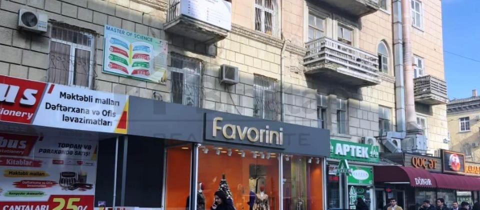 Kirayə verilir 1 otaqlı kohnə tikili, Elmler m - 15