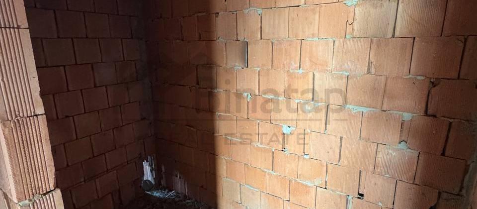 Qurtuluş 93 yaşayış kompleksində təmirsiz bina evi satılır. - 6