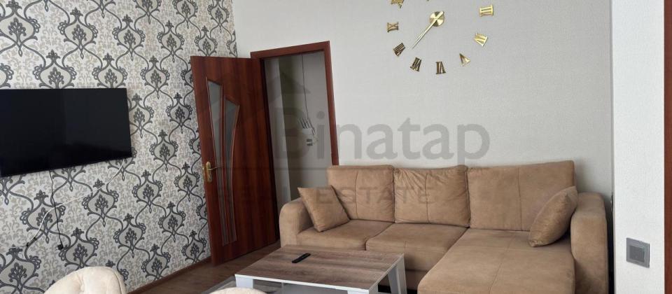 Qurtuluş 93 yaşayış kompleksində təmirli,kupçalı bina evi satılır. - 2