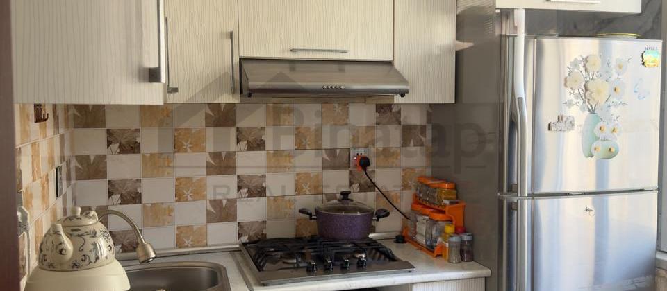 Qurtuluş 93 yaşayış kompleksində təmirli,kupçalı bina evi satılır. - 11