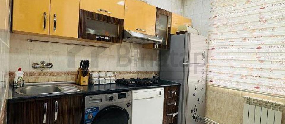 Satilir 3 otaqli menzil/90 kv.m., Qara Qarayev m/s yaninda yerlesir - 7