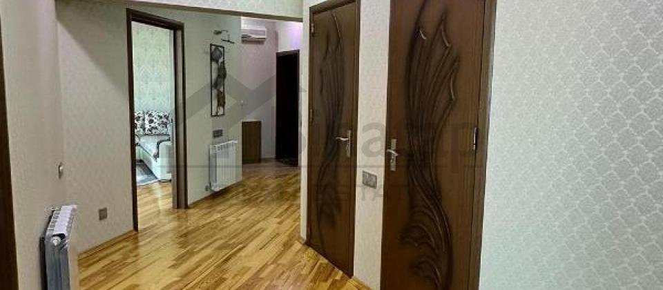 Satilir 3 otaqli menzil/120 kv.m., 20 Yanvar m/s ve Bravo marketin yaninda yerlesir - 11