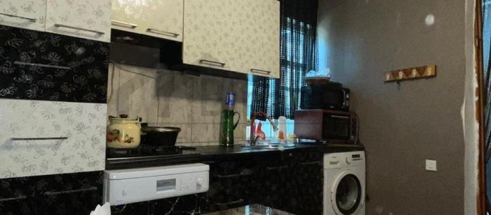 TƏCİLİ BAYILDA HƏYƏT EVİ SATILIR
