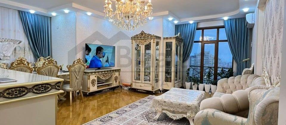 Yeni Yasamal Main kompleksi əşyalı mənzil satılır