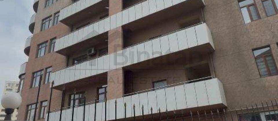 Satilir 3 otaqli menzil/120 kv.m., BDU ve Elmler Akademiyasi m/s yaxindir