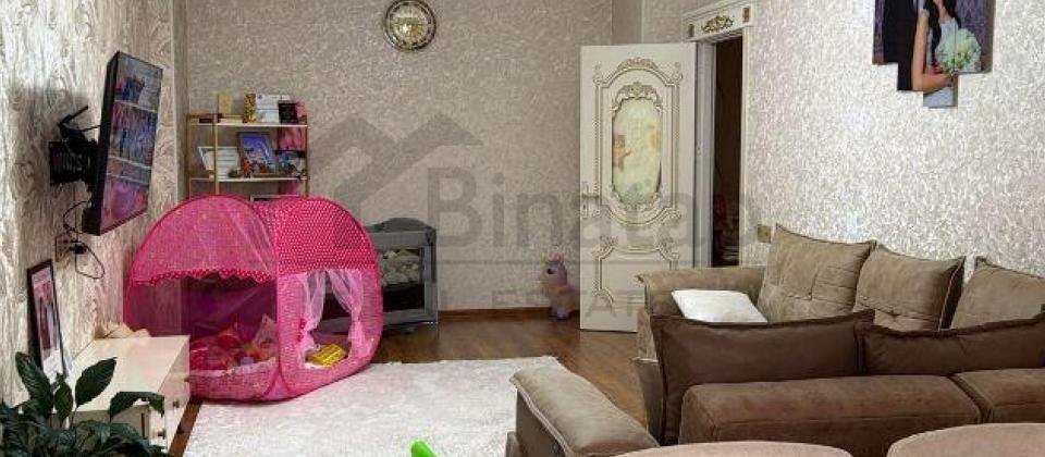 Satilir 3 otaqli menzil/136 kv.m., A.M.Serifzade kucesi, İnsaatcilar m/s yaninda yerlesir - 3
