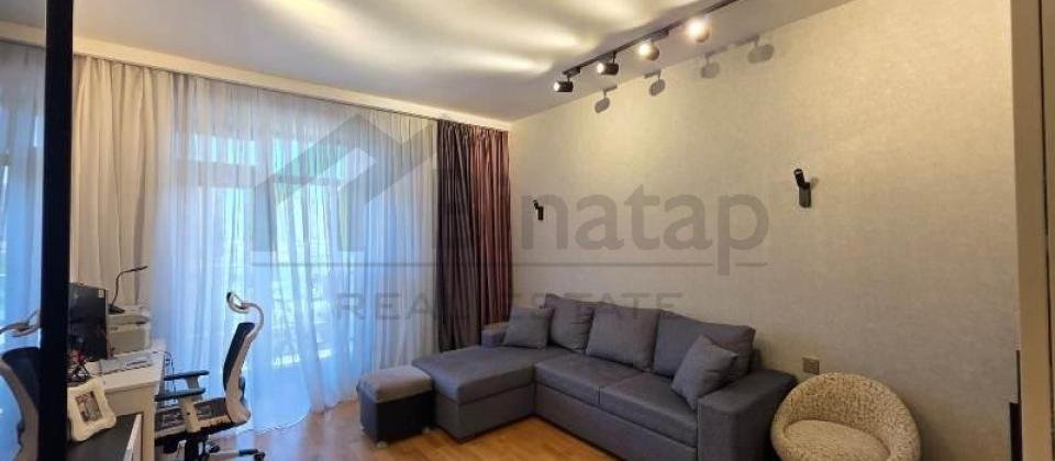 Satilir 3 otaqli menzil/145 kv.m., Grand Hayat Residence, Tbilisi prospekti - 5