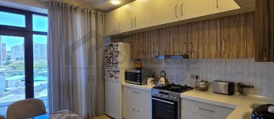 Satilir 3 otaqli menzil/145 kv.m., Grand Hayat Residence, Tbilisi prospekti - 10