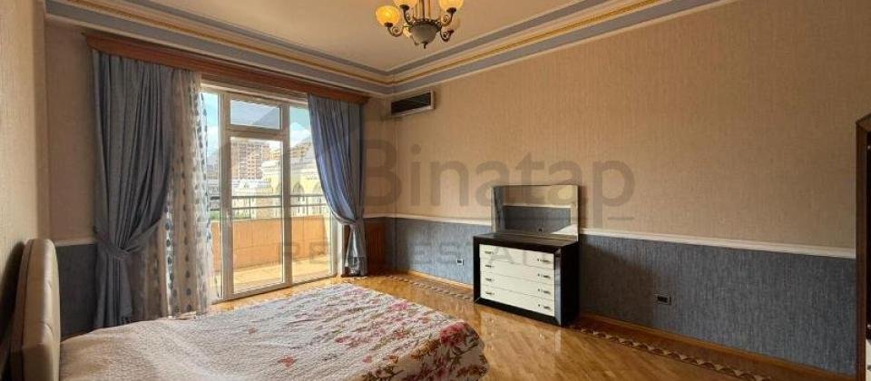 Satilir 4 otaqli menzil/240 kv.m., Semed Vurgun parkinin yani, 28 May m/s yaxindir - 5