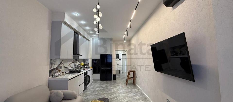 Satılır 2 otaqlı yeni tikili 80 m², 28 may m. - 4