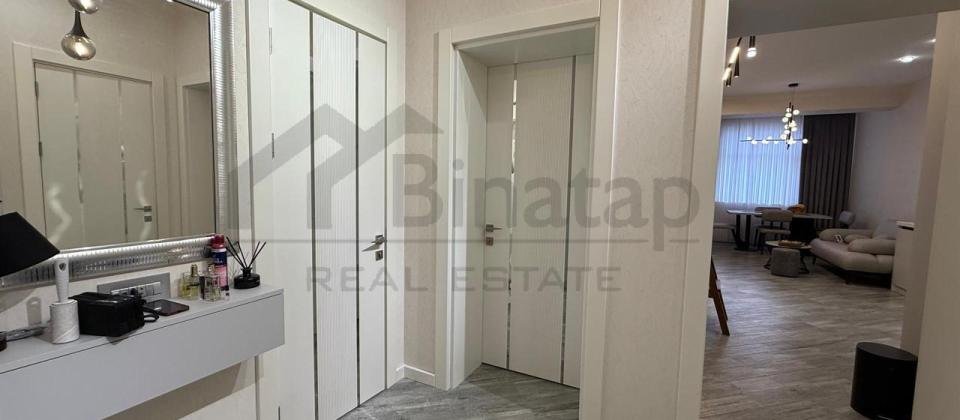 Satılır 2 otaqlı yeni tikili 80 m², 28 may m. - 8