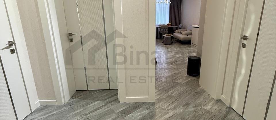 Satılır 2 otaqlı yeni tikili 80 m², 28 may m. - 12