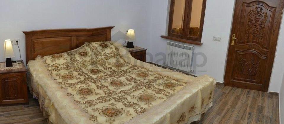 Kirayə verilir 2 otaqlı köhnə tikili 50 m², İçəri Şəhər m. - 11