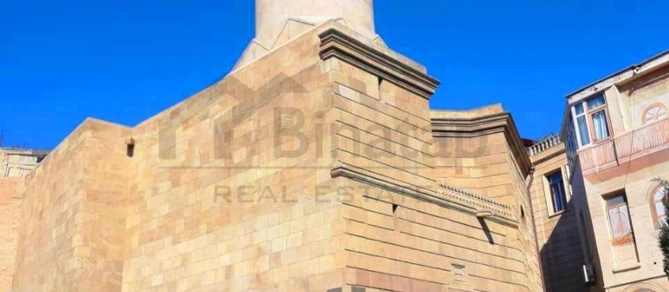 Kirayə verilir 2 otaqlı köhnə tikili 50 m², İçəri Şəhər m. - 15