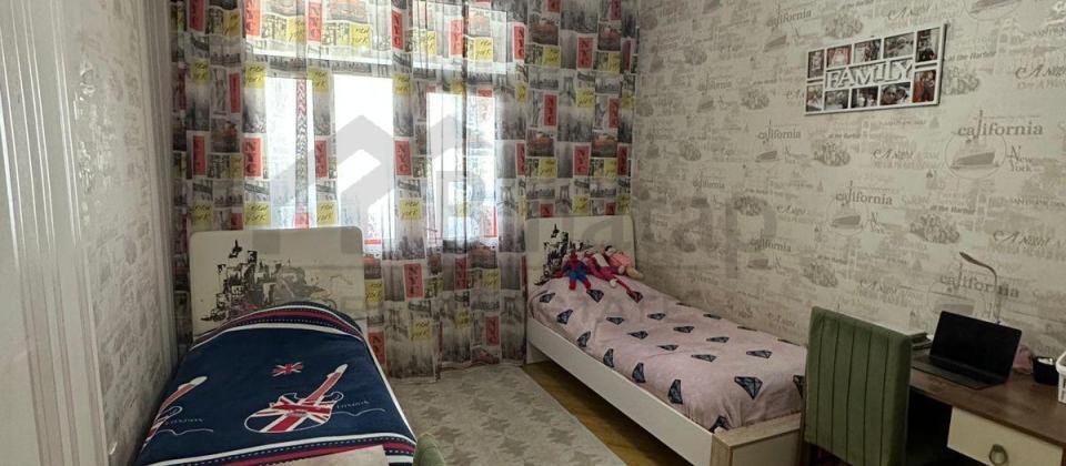 / Satılır 4 otaqlı yeni tikili 130 m², İnşaatçılar m. - 8