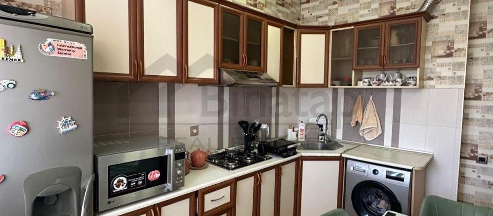 / Satılır 4 otaqlı yeni tikili 130 m², İnşaatçılar m. - 9