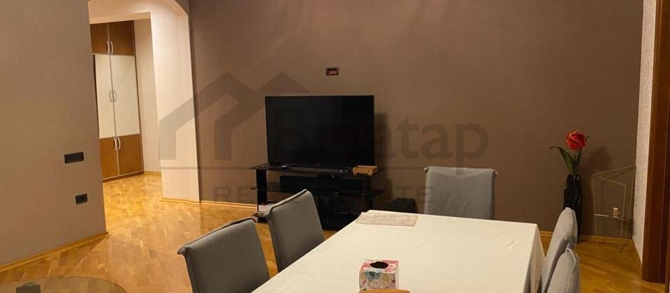Satılır 3 otaqlı köhnə tikili 110 m², Elmlər Akademiyası m. - 3