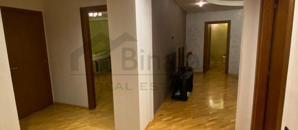 Satılır 3 otaqlı köhnə tikili 110 m², Elmlər Akademiyası m. - 12