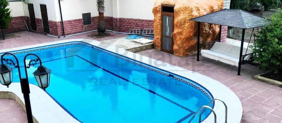Satılır 5 otaqlı bağ evi 360 m², Buzovna q. - 2