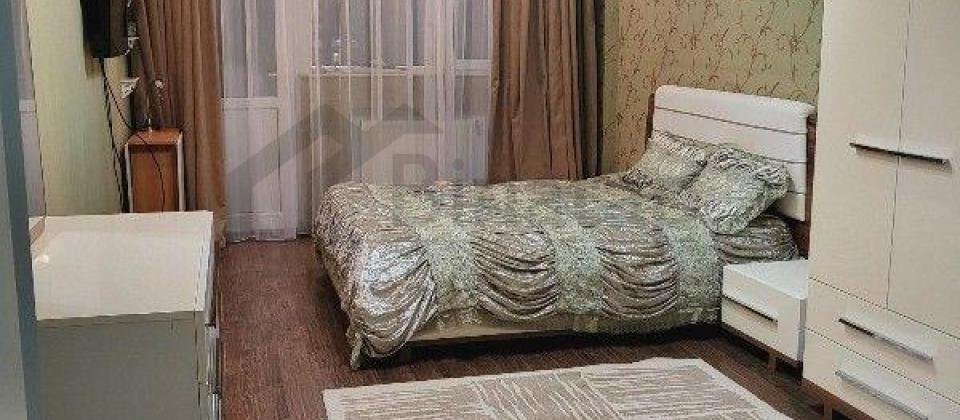 Satilir 4 otaqli menzil/178 kv.m., Teze bazar ve Sirkin yaninda yerlesir - 6