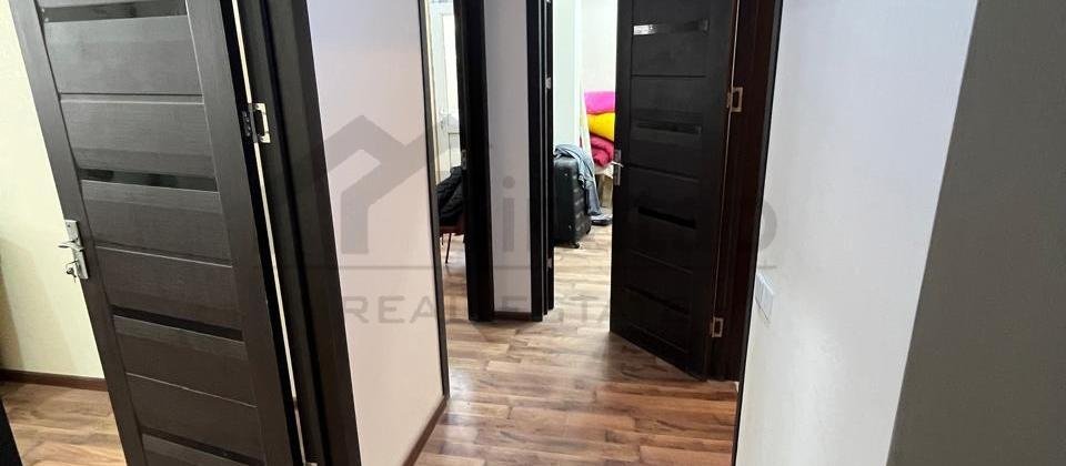 masazır qəsəbəsi qəsr yaşayış kompleksində kupçalı,super təmirli bina evi satılır - 7