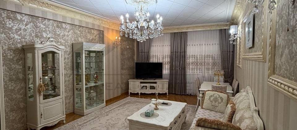 Nərimanov metrosunun və Metroparkın arxasında yerləşən 5 otaqlı Premium Duplex mənzil - 2