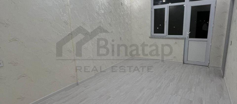 Qurtuluş 93 yaşayış kompleksində super  təmirli bina evi satılır. - 2