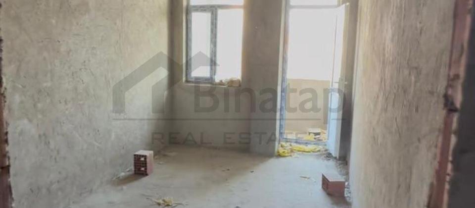 masazırda kupçalı,təmirsiz bina evi satılır.